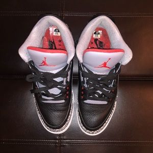 Air Jordan Retro 3 Black Cement